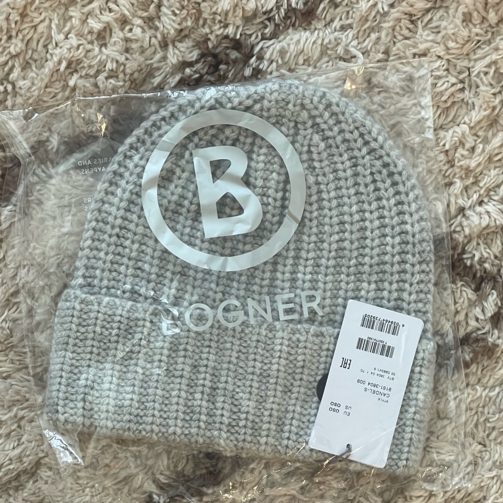 Bogner Gray Knit Beanie 100% Cashmere Nwt